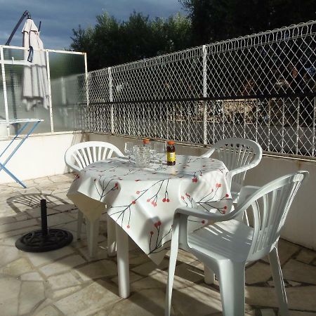 Joli Studio Calme Avec Terrasse Apartment Nice Exterior photo